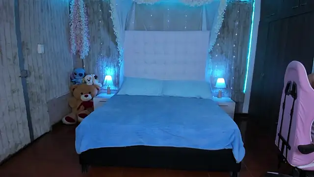 floryn susana online show from March 2026 09:29:01 PM