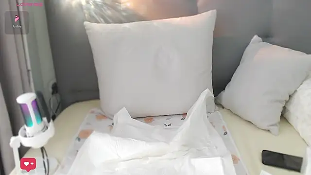 Anne-Sweet online show from March 2025 06:35:02 AM