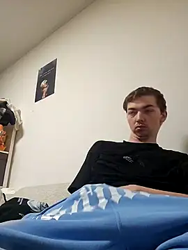 Snapshot of BigJuicy18cm chatting on February 2025 11:09:02 AM BigJuicy18cm online show from February 2025 11:09:02 AM