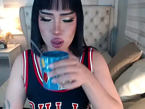 Snapshot of RebecaNextToYou chatting on May 2026 10:11:02 AM RebecaNextToYou online show from May 2026 10:11:02 AM