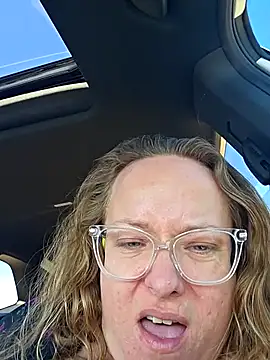 julimonroe online show from March 2025 06:23:02 PM