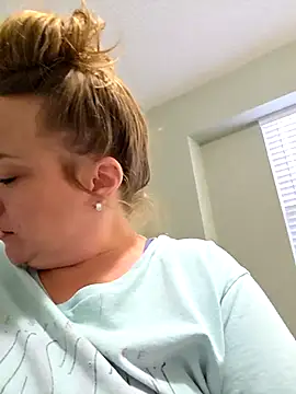 julimonroe online show from April 2026 01:11:01 AM