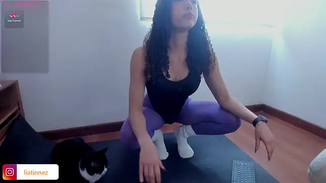 Snapshot of Lia_Tinez chatting on December 2024 07:49:02 PM Lia Tinez online show from December 2024 07:49:02 PM