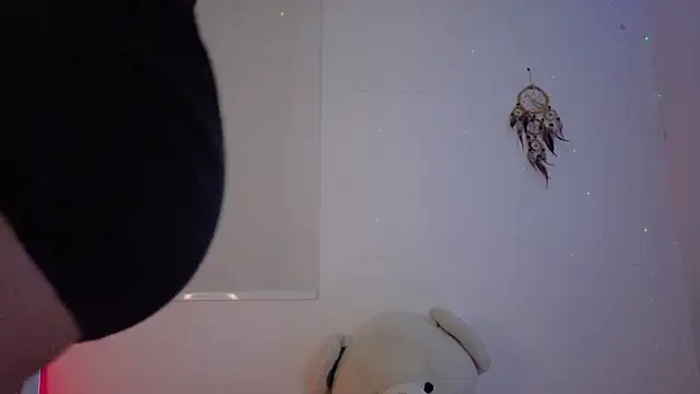 Snapshot of Lia_Tinez chatting on November 2025 11:15:01 PM Lia Tinez online show from November 2025 11:15:01 PM