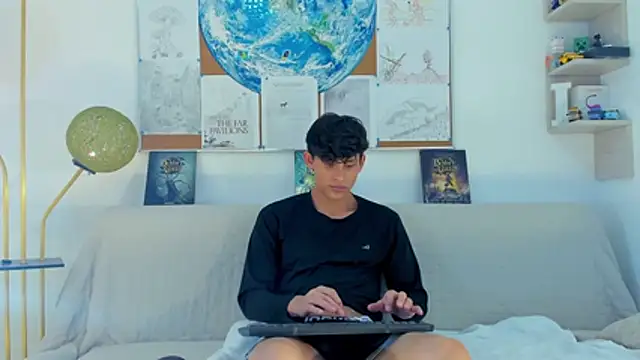 logan thomas online show from February 2026 05:22:02 PM