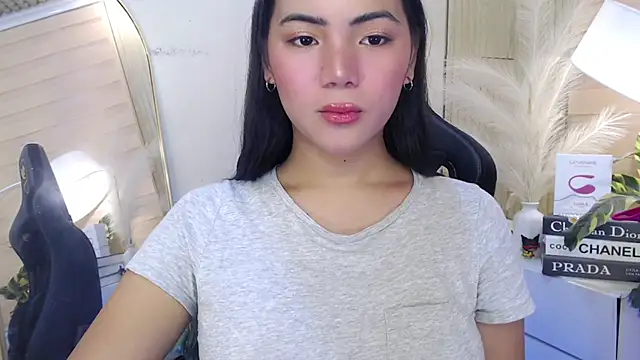 Snapshot of Martha_pookerxxx chatting on November 2025 11:49:02 PM Martha pookerxxx online show from November 2025 11:49:02 PM