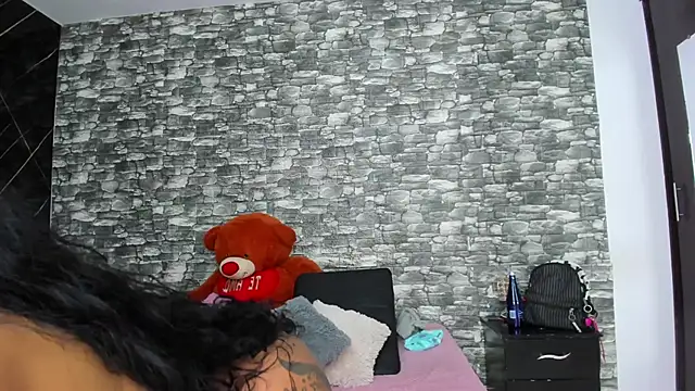 Snapshot of HeidyWillss chatting on December 2025 07:30:02 PM HeidyWillss online show from December 2025 07:30:02 PM