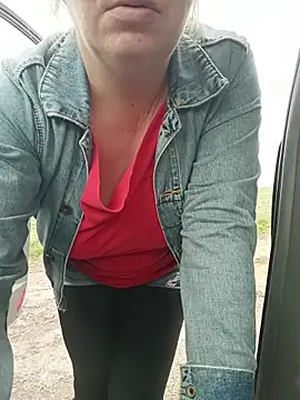 Saysomething3 online show from November 2025 08:45:01 AM