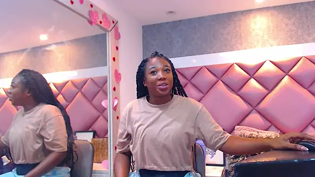 DanielaDuff online show from February 2026 07:32:02 PM