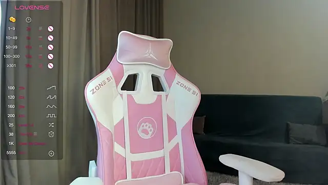 JenniferQueen11 online show from January 2025 03:36:01 PM