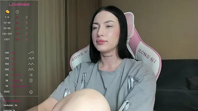 JenniferQueen11 online show from January 2025 01:52:01 AM