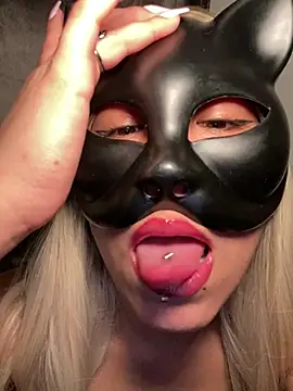 Snapshot of nenalayla chatting on March 2025 10:46:01 AM nenalayla online show from March 2025 10:46:01 AM