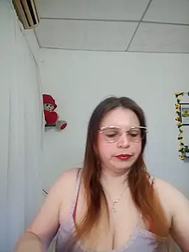 Snapshot of lorenitabella chatting on June 2026 08:52:01 AM lorenitabella online show from June 2026 08:52:01 AM