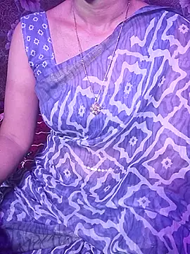 Snapshot of XBHUUME chatting on February 2026 04:57:02 PM XBHUUME online show from February 2026 04:57:02 PM