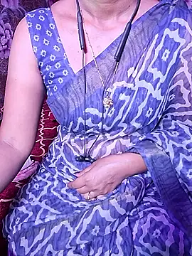 Snapshot of XBHUUME chatting on March 2026 05:17:01 PM XBHUUME online show from March 2026 05:17:01 PM