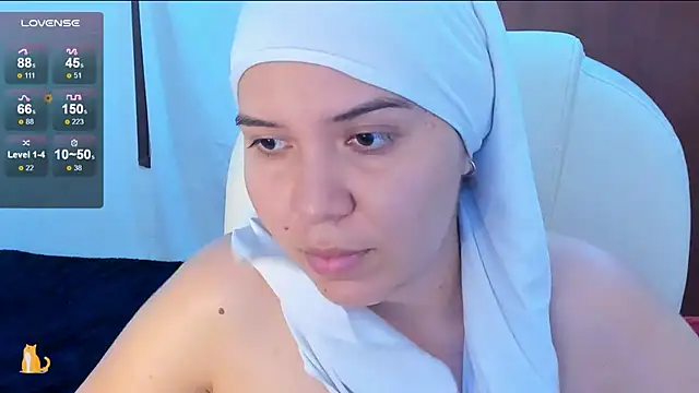 MatchedEyebrow online show from December 2024 11:53:01 PM