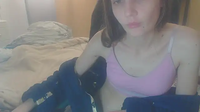 Snapshot of Laco-cO chatting on November 2025 06:41:01 PM Laco-cO online show from November 2025 06:41:01 PM