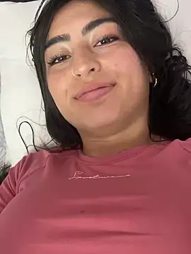 Snapshot of Blue_Petite chatting on March 2025 06:18:01 PM Blue Petite online show from March 2025 06:18:01 PM