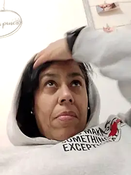 Molly newman6 online show from November 2025 05:57:01 PM