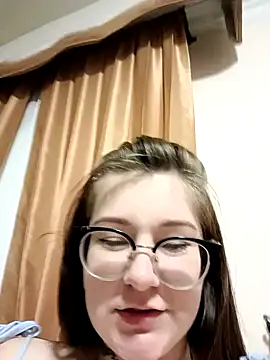 HunnyyLove online show from December 2024 10:43:02 PM