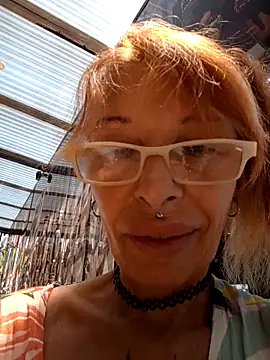 FrozenWaffle online show from November 2025 03:23:02 PM