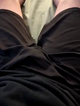 Snapshot of MrandMrsHaze chatting on September 2025 09:40:02 PM MrandMrsHaze online show from September 2025 09:40:02 PM