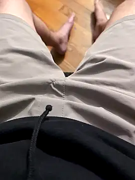 Snapshot of MrandMrsHaze chatting on November 2025 03:12:01 AM MrandMrsHaze online show from November 2025 03:12:01 AM