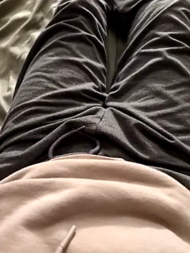 Snapshot of MrandMrsHaze chatting on November 2025 11:07:02 PM MrandMrsHaze online show from November 2025 11:07:02 PM