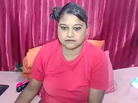 Snapshot of indian_glitter chatting on January 2026 06:43:02 PM indian glitter online show from January 2026 06:43:02 PM