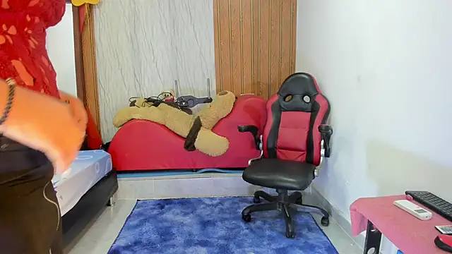 Lunastar02 online show from July 2026 01:41:02 PM