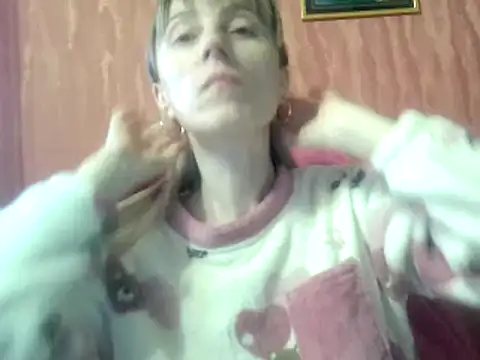 Snapshot of Biddy_Alana chatting on February 2025 07:18:02 AM Biddy Alana online show from February 2025 07:18:02 AM