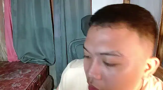 Snapshot of xsweetasian69x chatting on December 2024 04:39:02 PM xsweetasian69x online show from December 2024 04:39:02 PM