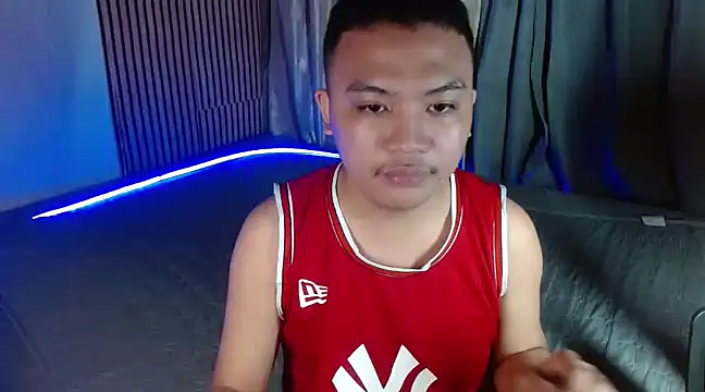 Snapshot of xsweetasian69x chatting on January 2025 05:37:02 PM xsweetasian69x online show from January 2025 05:37:02 PM