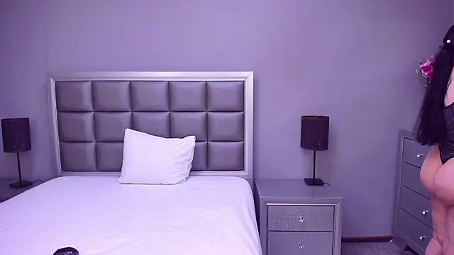 HellennSweet online show from March 2025 05:00:02 AM