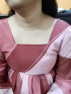 Snapshot of Diya_143 chatting on March 2025 03:09:02 PM Diya 143 online show from March 2025 03:09:02 PM