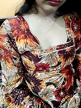 Snapshot of Diya_143 chatting on March 2025 07:57:02 PM Diya 143 online show from March 2025 07:57:02 PM