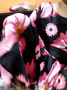 Snapshot of Diya_143 chatting on March 2025 08:08:01 AM Diya 143 online show from March 2025 08:08:01 AM