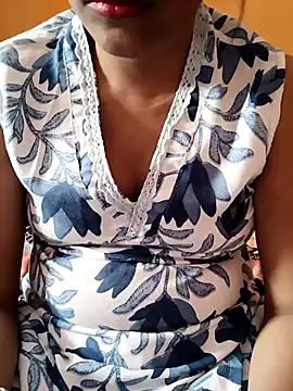 Snapshot of Diya_143 chatting on September 2025 05:18:02 AM Diya 143 online show from September 2025 05:18:02 AM