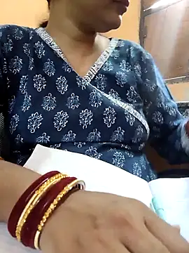 Snapshot of Diya_143 chatting on September 2025 03:32:01 AM Diya 143 online show from September 2025 03:32:01 AM