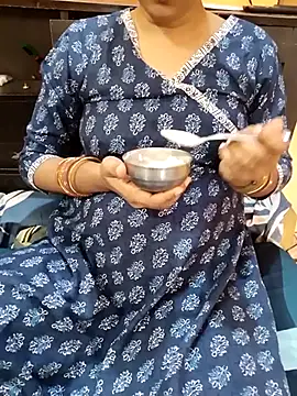 Snapshot of Diya_143 chatting on October 2025 08:44:02 AM Diya 143 online show from October 2025 08:44:02 AM