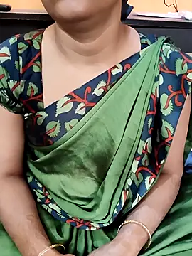 Snapshot of Diya_143 chatting on October 2025 07:51:01 AM Diya 143 online show from October 2025 07:51:01 AM