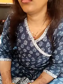 Snapshot of Diya_143 chatting on October 2025 08:24:01 AM Diya 143 online show from October 2025 08:24:01 AM