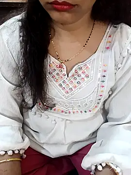 Snapshot of Diya_143 chatting on October 2025 05:32:02 AM Diya 143 online show from October 2025 05:32:02 AM