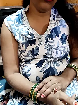 Snapshot of Diya_143 chatting on November 2025 08:25:01 AM Diya 143 online show from November 2025 08:25:01 AM