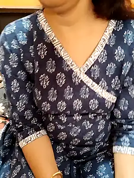 Snapshot of Diya_143 chatting on November 2025 07:08:02 AM Diya 143 online show from November 2025 07:08:02 AM