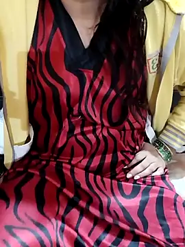 Snapshot of Diya_143 chatting on November 2025 06:45:02 PM Diya 143 online show from November 2025 06:45:02 PM