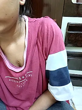 Snapshot of Nupur_69 chatting on October 2025 10:34:02 PM Nupur 69 online show from October 2025 10:34:02 PM