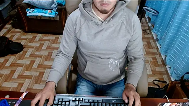 HefestoCam online show from December 2024 05:43:01 AM