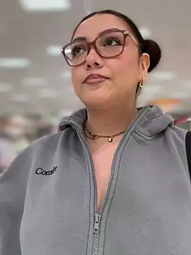 nativepumpkin95 online show from March 2026 11:51:02 PM