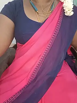 Snapshot of Tamil-hotwife chatting on June 2026 04:44:01 PM Tamil-hotwife online show from June 2026 04:44:01 PM